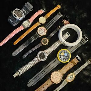 Reseller watch lot 101R. Working watches